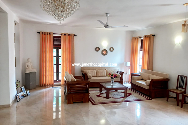 5 Bedroom 2 Story House For Sale in Rajagiriya